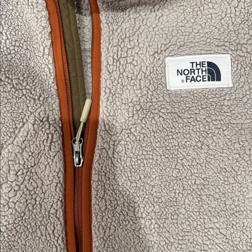The North Face Cream Sherpa Fleece Vest with Olive Trim and Orange Zipper - Picture 3 of 4